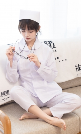 【袜啵啵】688期：甜甜圈-凉鞋、薄肉丝（脚尖透明款）、护士服、裸足