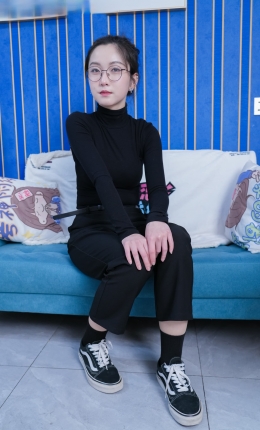 【物恋】2164期：川川-板鞋、黑棉袜、肉丝（脚尖透明款、裤里丝）