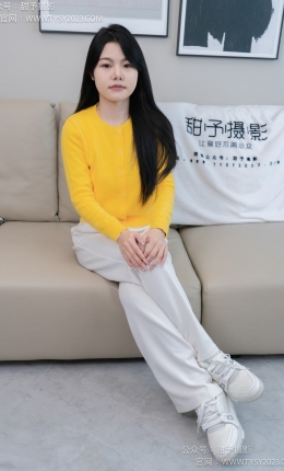 【甜予摄影】253期：果酱-板鞋、白棉袜、裸足