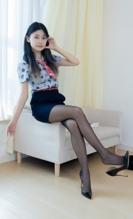 【物恋传媒】2610期：贝壳-空姐制服、高跟鞋、薄黑丝肉丝（脚尖微加固款）