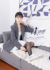 【袜啵啵】404期：糯米-板鞋、黑丝（脚尖加固款）、ol风