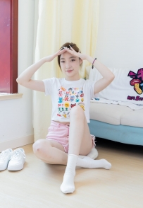 【物恋】1999期：恬恬-板鞋、白棉袜、裸足（黑银色美甲）