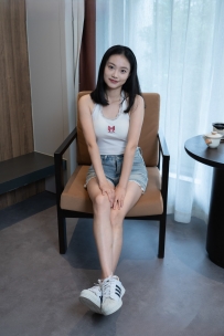 【甜予摄影】111期：齐齐-板鞋、裸足