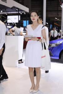 2210-1070=208P/1.21GB.