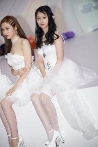 2204_159=chinajoy 盛趣游戏童颜女神 白丝拖鞋玉足 80P