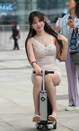 2306-2501=105√丰满美足-李思佳