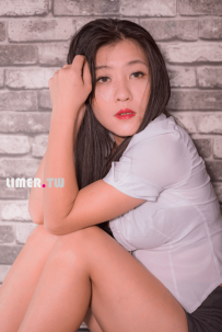 【Limerence】MAYA女王-OL的工作服-111P+视频9分钟（1080P）/1.13GB