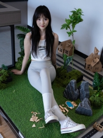 【甜予摄影】104期：璇璇-帆布鞋、白棉袜、裸足、小人国剧情