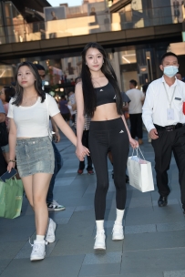 JP2306-202=爱狗狗的苗条小姐姐-73P/1.53GB.