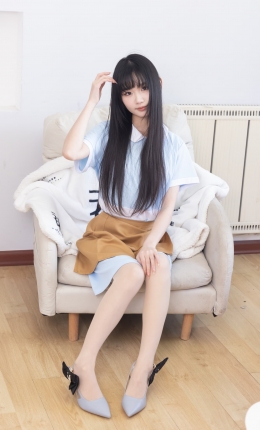 【袜啵啵】521期：甜甜圈-制服、高跟鞋、薄肉丝（脚尖加固款）、裸足