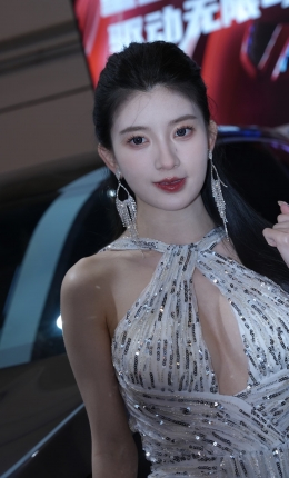 2306-1917=93√吊带白裙女神【套图➕视频】